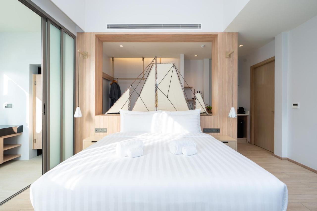 Panwaburi Beachfront Resort - Sha Extra Plus Luaran gambar A bedroom at the hotel