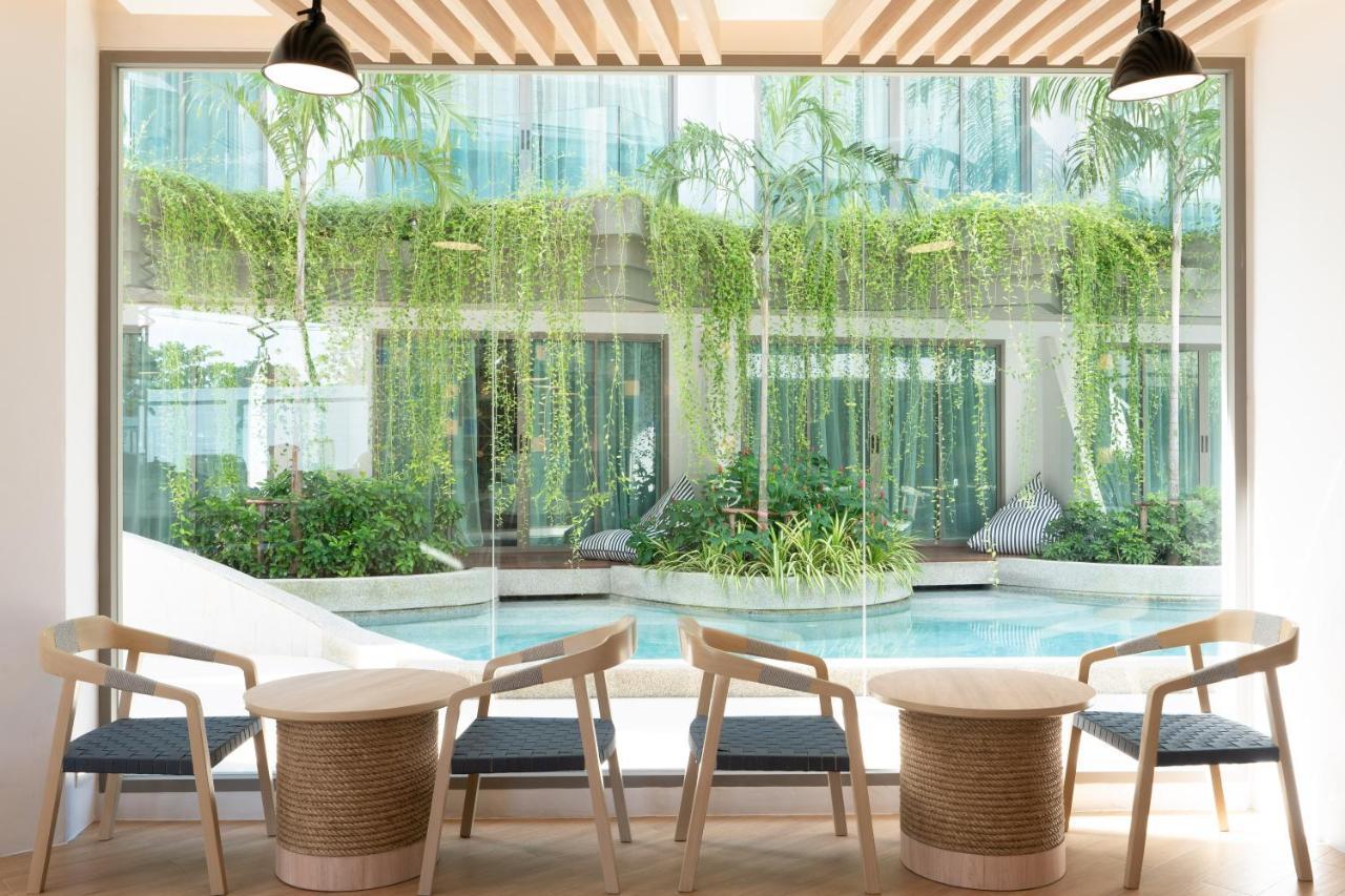 Panwaburi Beachfront Resort - Sha Extra Plus Luaran gambar The interior of the hotel